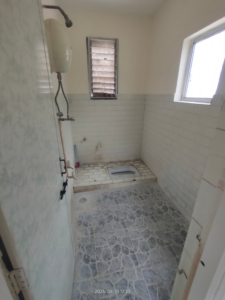 Bathroom, nirmal-township-a 3 Bedroom 1400 Sq.Ft. Villa In Hadapsar Pune 8816950