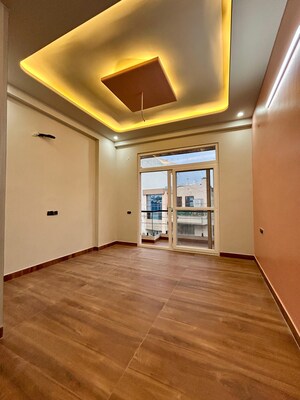 Room in 4 BHK Villa at Mansarovar Extension – for Sale