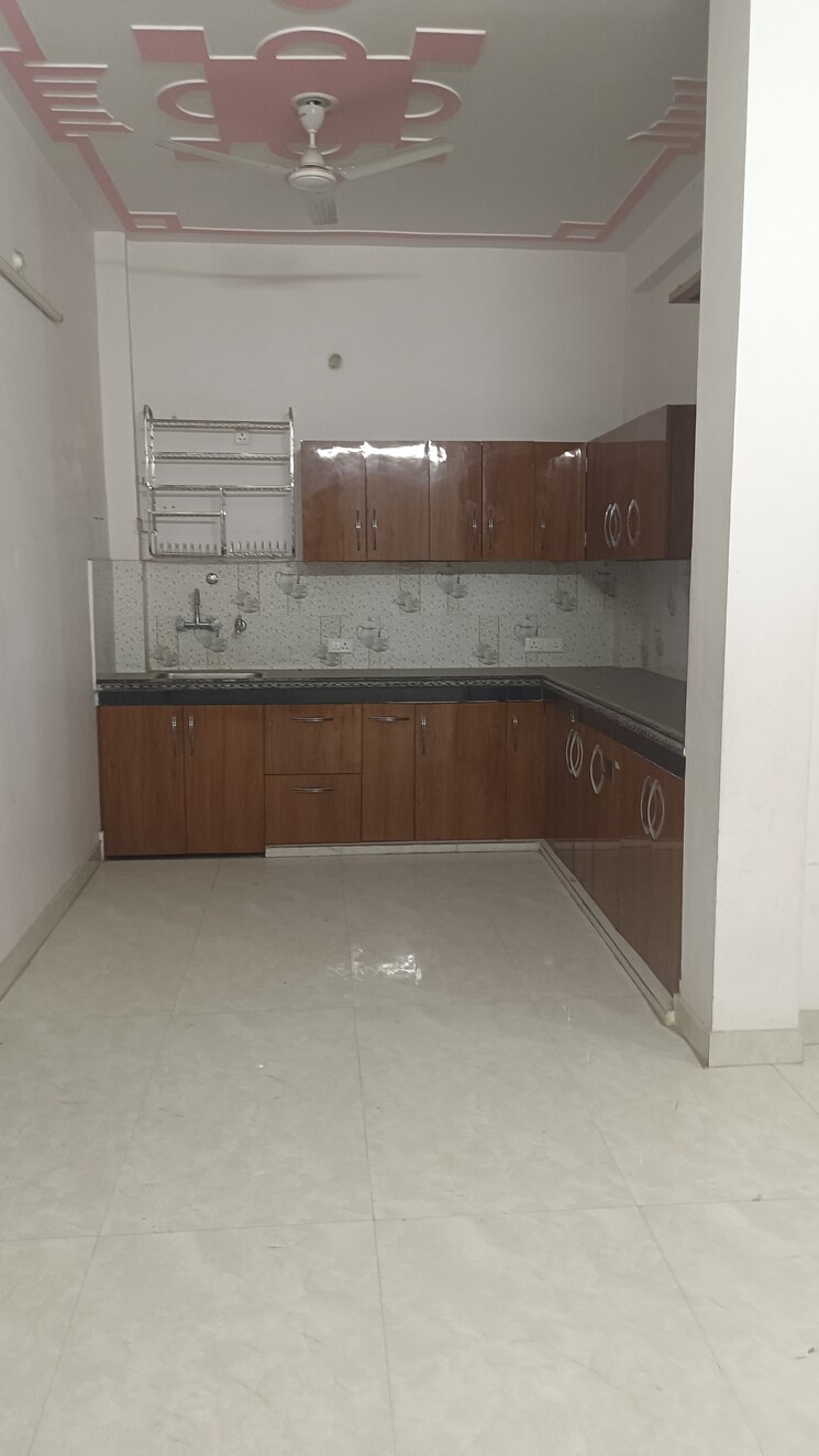 Kitchen, indira nagar 2 Bedroom 1600 Sq.Ft. Builder Floor In Indira Nagar Lucknow 8816960