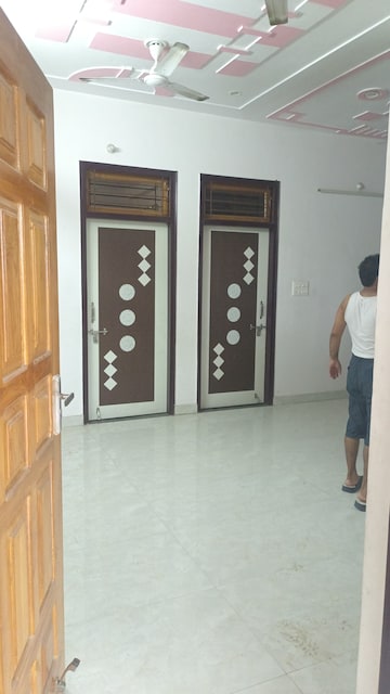 Room in 2 BHK Builder Floor at Indira Nagar – for Rent