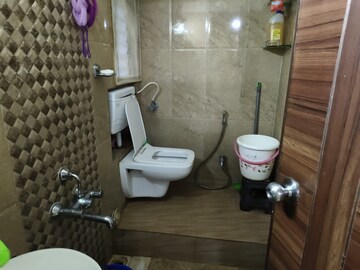 Bathroom in 2 BHK Apartment at Veena Dynasty, Vasai East – for Rent
