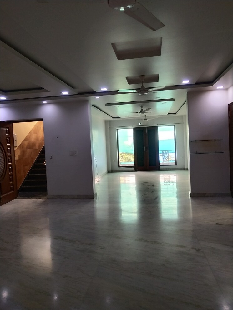 Living Room, rwa-apartments 4 Bedroom 1850 Sq.Ft. Builder Floor In Sector 31 Noida 8816962