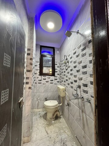 Bathroom in 1.5 BHK Builder Floor at SA HOMES I, Uttam Nagar – for Sale
