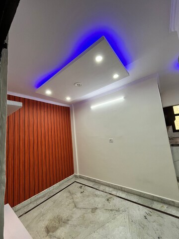 Room in 1.5 BHK Builder Floor at SA HOMES I, Uttam Nagar – for Sale