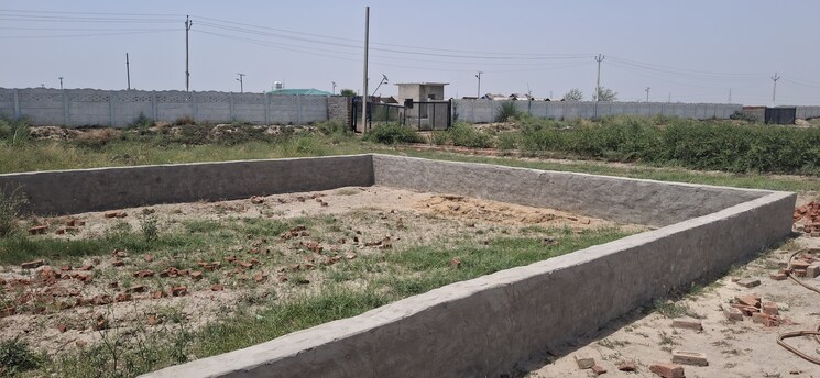 undefined, jewar  103 Sq.Yd. Plot In Jewar Greater Noida 8816974