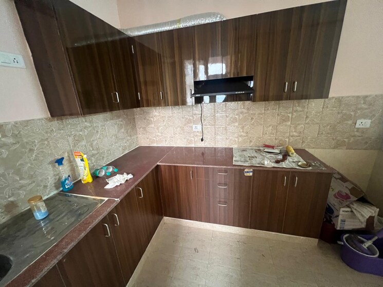 Kitchen, mahagun-mywoods 3 Bedroom 1370 Sq.Ft. Apartment In Sector 16c Greater Noida Greater Noida 8816987