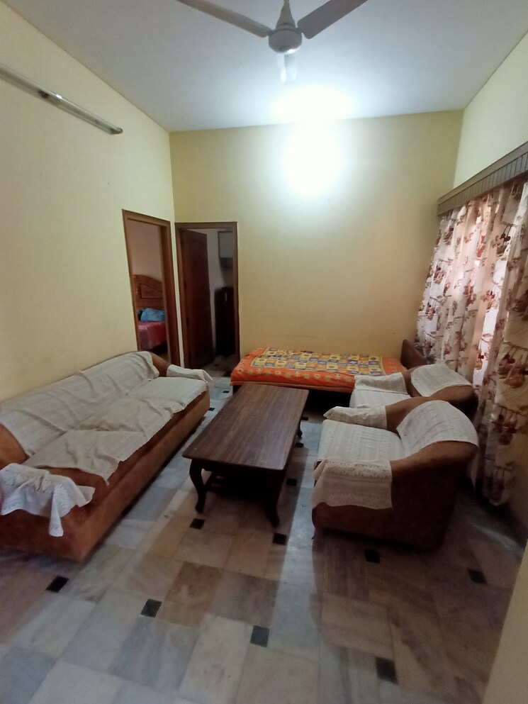 Bedroom, sector 16 2 Bedroom 1490 Sq.Ft. Independent House In Sector 16 Panchkula 8817012