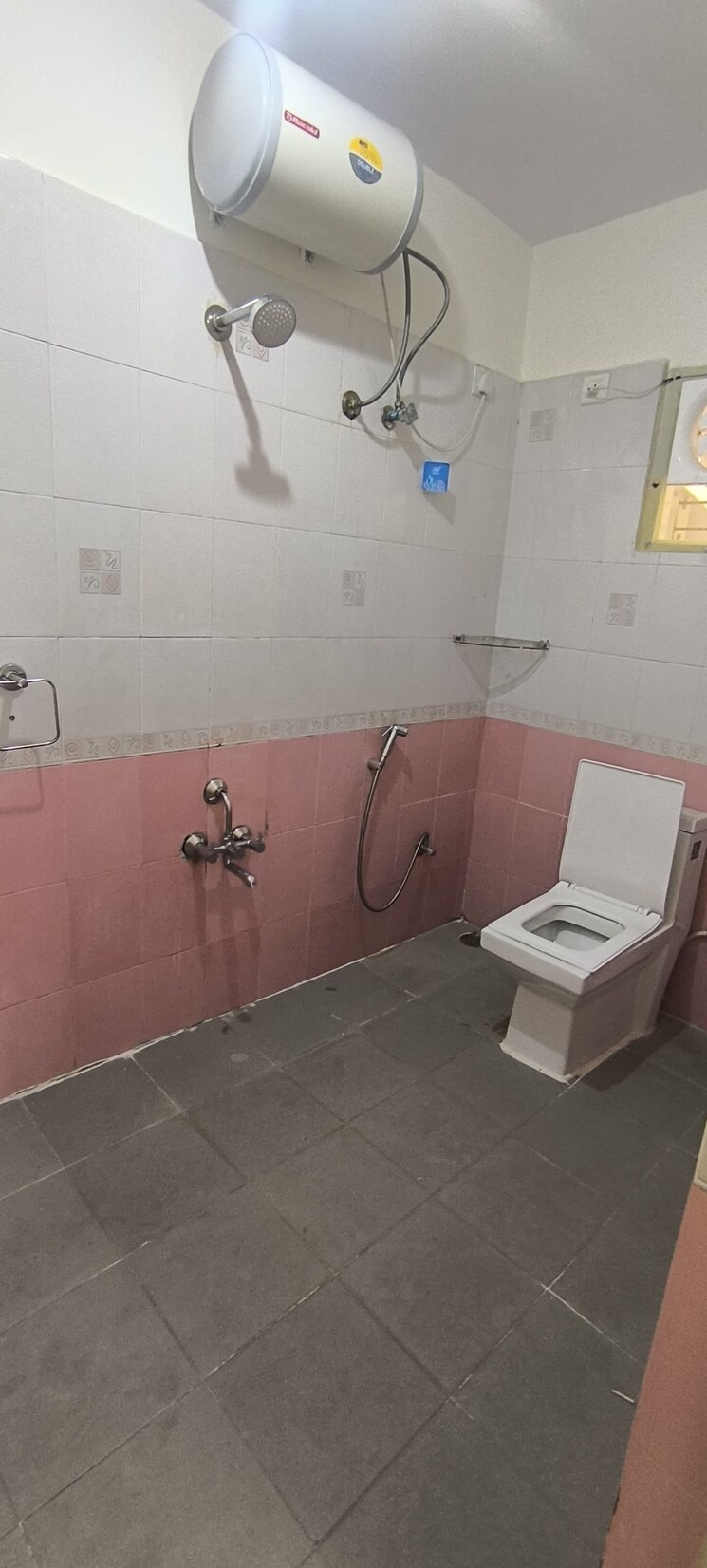 Bathroom, kodihalli 2 Bedroom 1100 Sq.Ft. Builder Floor In Kodihalli Bangalore 8817026