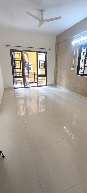 Room in 2 BHK Builder Floor at Kodihalli – for Rent