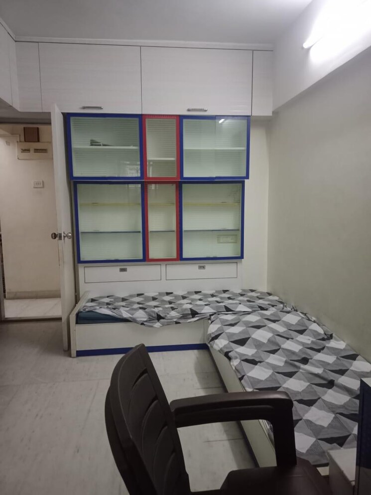 Master Bedroom, happy-home-apartments-borivali 2 Bedroom 700 Sq.Ft. Apartment In Borivali West Mumbai 8817032