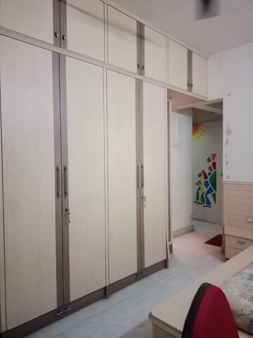 Room in 2 BHK Apartment at Happy Home Apartments Borivali, Borivali West – for Rent