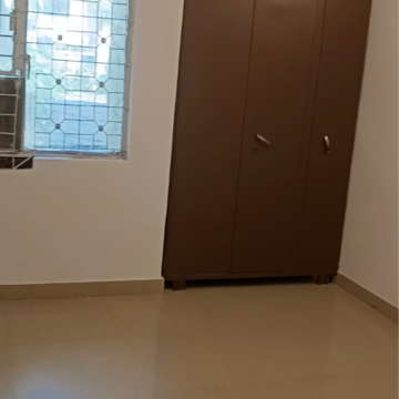 Room in 3 BHK Builder Floor at Sheikh Sarai – for Rent