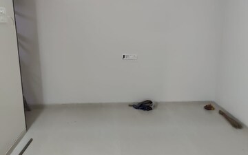 1 BHK Apartment For Rent in Goregaon West