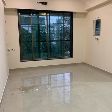Room in 1 BHK Apartment at Mahavir Neelkanth Nagar CHSL, Vivekanand Nagar – for Rent