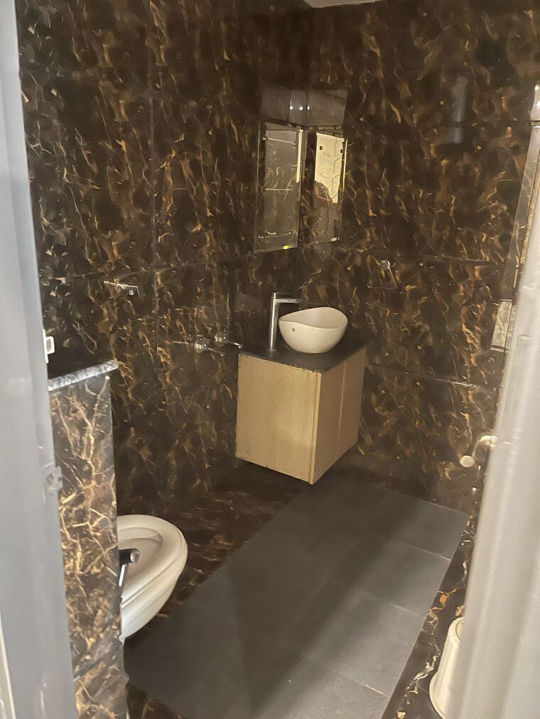 Bathroom, unitech-deerwood-chase 3 Bedroom 188 Sq.Yd. Villa In Nirvana Country Gurgaon 8817096