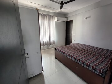 3 BHK Builder Floor For Rent in SS Southend Floors, South City 2