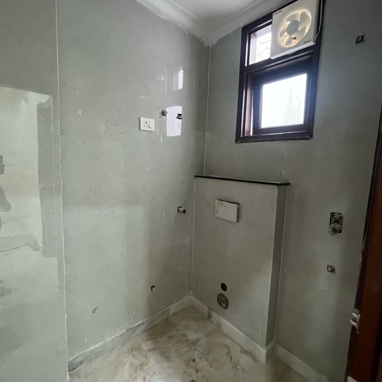 Bathroom, panchsheel vihar 2 Bedroom 800 Sq.Ft. Builder Floor In Panchsheel Vihar Delhi 8817124