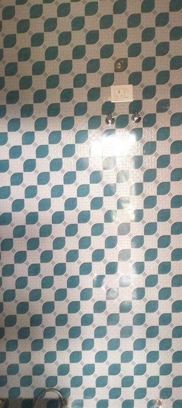 Bathroom in 5 BHK Independent House at Ansal Sushant Golf city, Sushant Golf City – for Rent