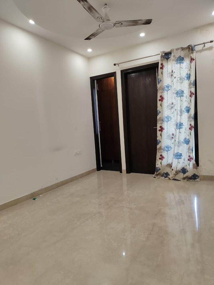 Room, mahindra-luminare 3 Bedroom 3000 Sq.Ft. Apartment In Sector 59 Gurgaon 8817141