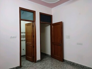 Room in 1 RK Apartment at Jaunapur – for Rent