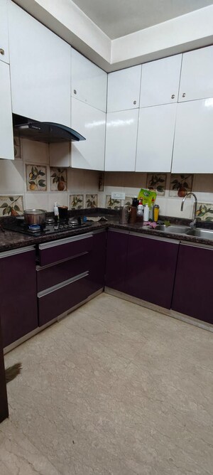 Kitchen in 3 BHK Apartment at Vipul Belmonte, Sector 53 – for Sale