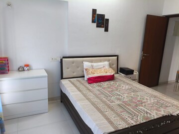 Bedroom in 2 BHK Apartment at Shubham Solitude, Chembur – for Rent