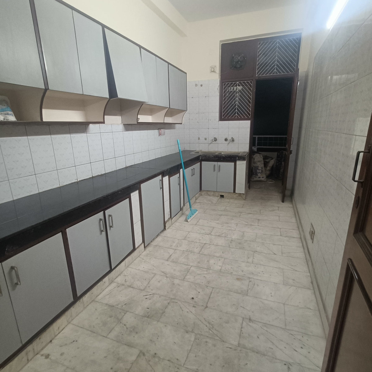 3 BHK + Extra Room Builder Floor For Rent in Malviya Nagar 