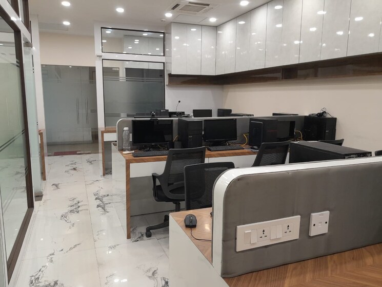 Team Area, mani-casadona Commercial Office Space 1125 Sq.Ft. In New Town Kolkata 8817216