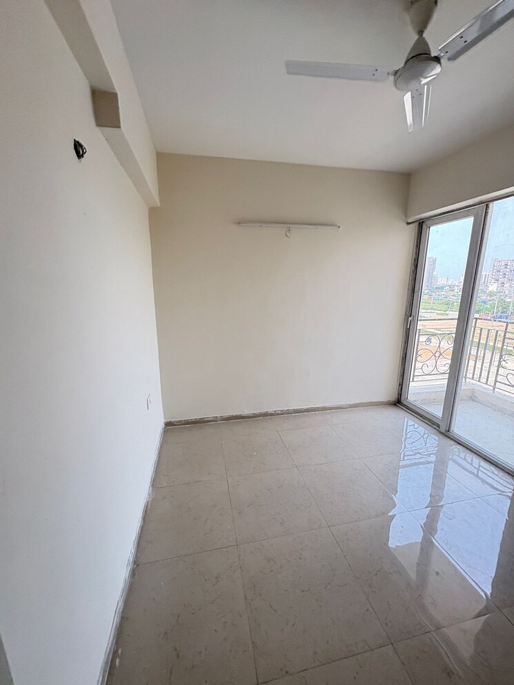 Room, signature-the-millennia-2 2 Bedroom 1100 Sq.Ft. Apartment In Sector 37d Gurgaon 8817345