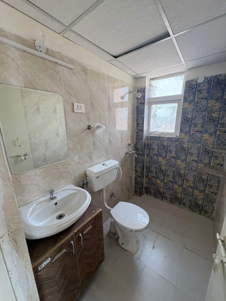 Bathroom, signature-the-millennia-2 2 Bedroom 1100 Sq.Ft. Apartment In Sector 37d Gurgaon 8817345