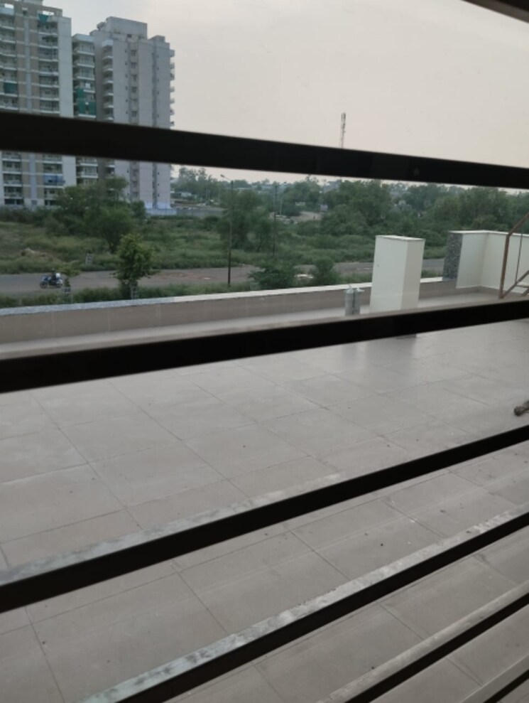 Balcony, sector 75 2 Bedroom 1300 Sq.Ft. Builder Floor In Sector 75 Faridabad 8817383