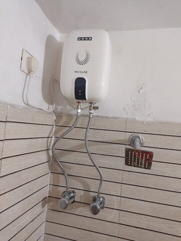 Bathroom in 3 BHK Apartment at Parijaat Residency, Faizabad Road – for Rent