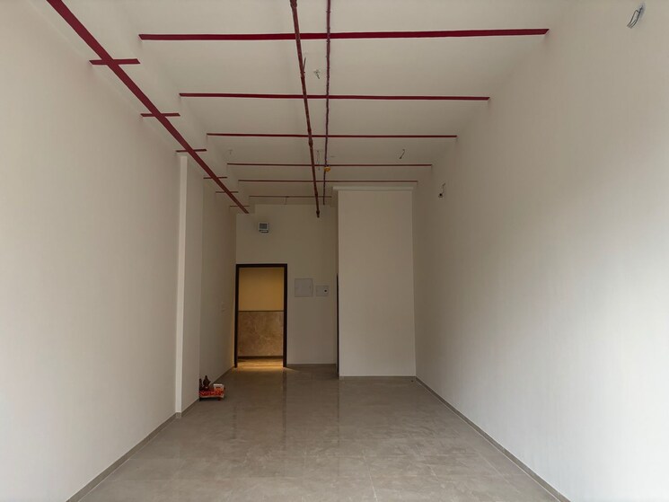 Room, rustomjee-eaze-zone-mall Commercial Office Space 515 Sq.Ft. In Malad West Mumbai 8817351