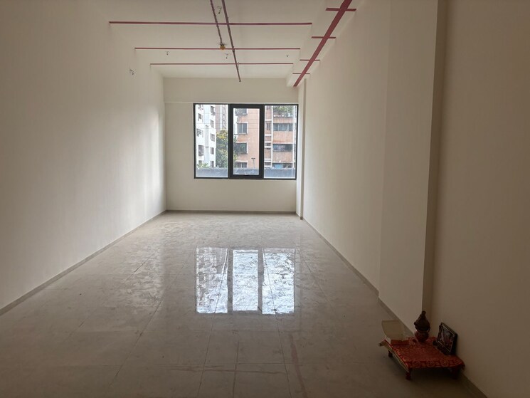 Room, rustomjee-eaze-zone-mall Commercial Office Space 515 Sq.Ft. In Malad West Mumbai 8817351