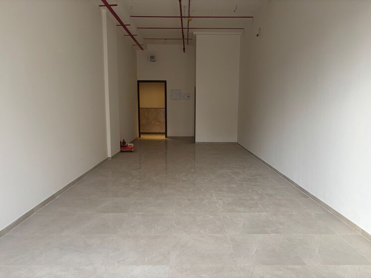 Room, rustomjee-eaze-zone-mall Commercial Office Space 515 Sq.Ft. In Malad West Mumbai 8817351