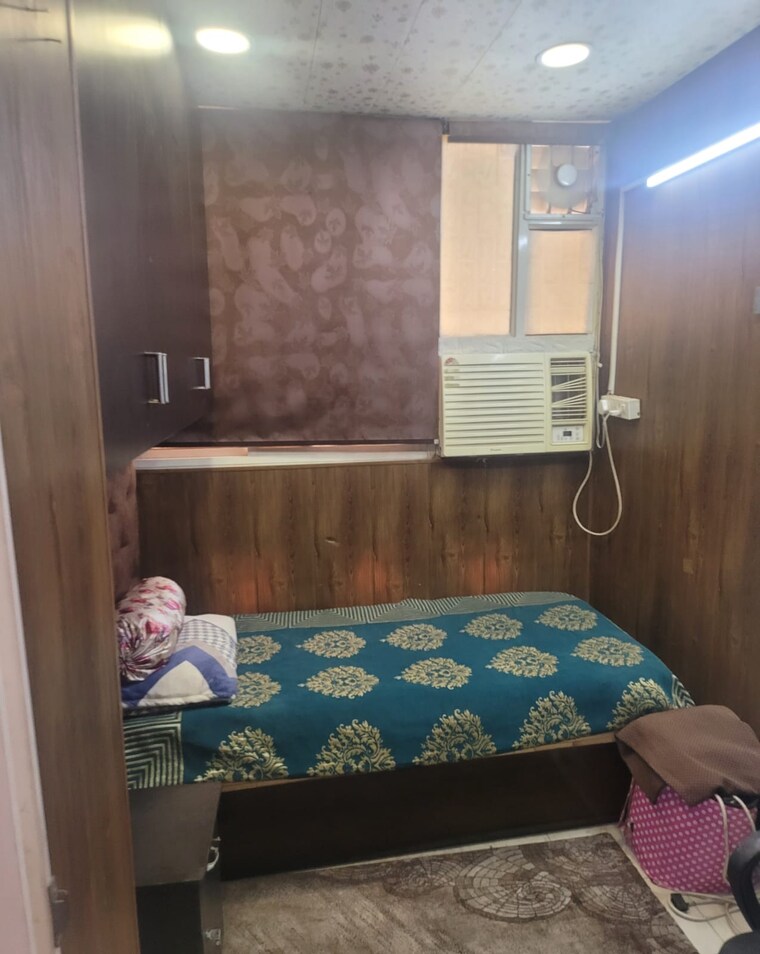 Bedroom, nimbus-the-hyde-park 2 Bedroom 1000 Sq.Ft. Apartment In Sector 78 Noida 8817416