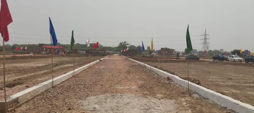 Plot For Sale in Gaur City-2