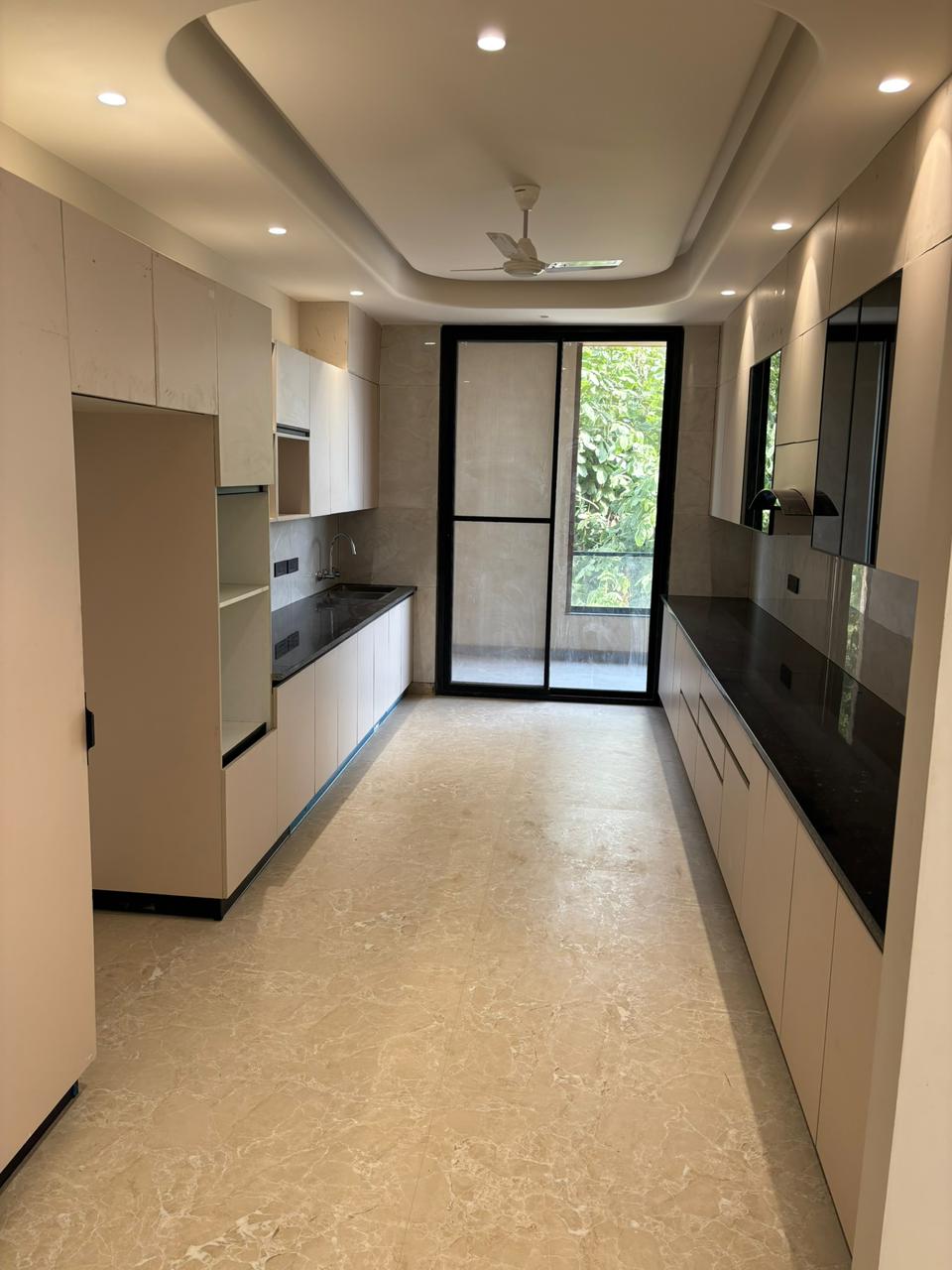 4 BHK + Pooja Room,Servant Room,Study Room,Extra Room Builder Floor For Rent in Sector 43