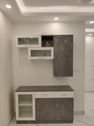 Kitchen in 2.5 BHK Apartment at Mantri Lithos, Thanisandra – for Rent