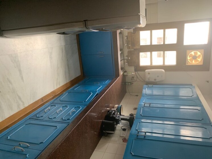 Kitchen, safdarjung enclave 3 Bedroom 300 Sq.Ft. Builder Floor In Safdarjung Enclave Delhi 8817537