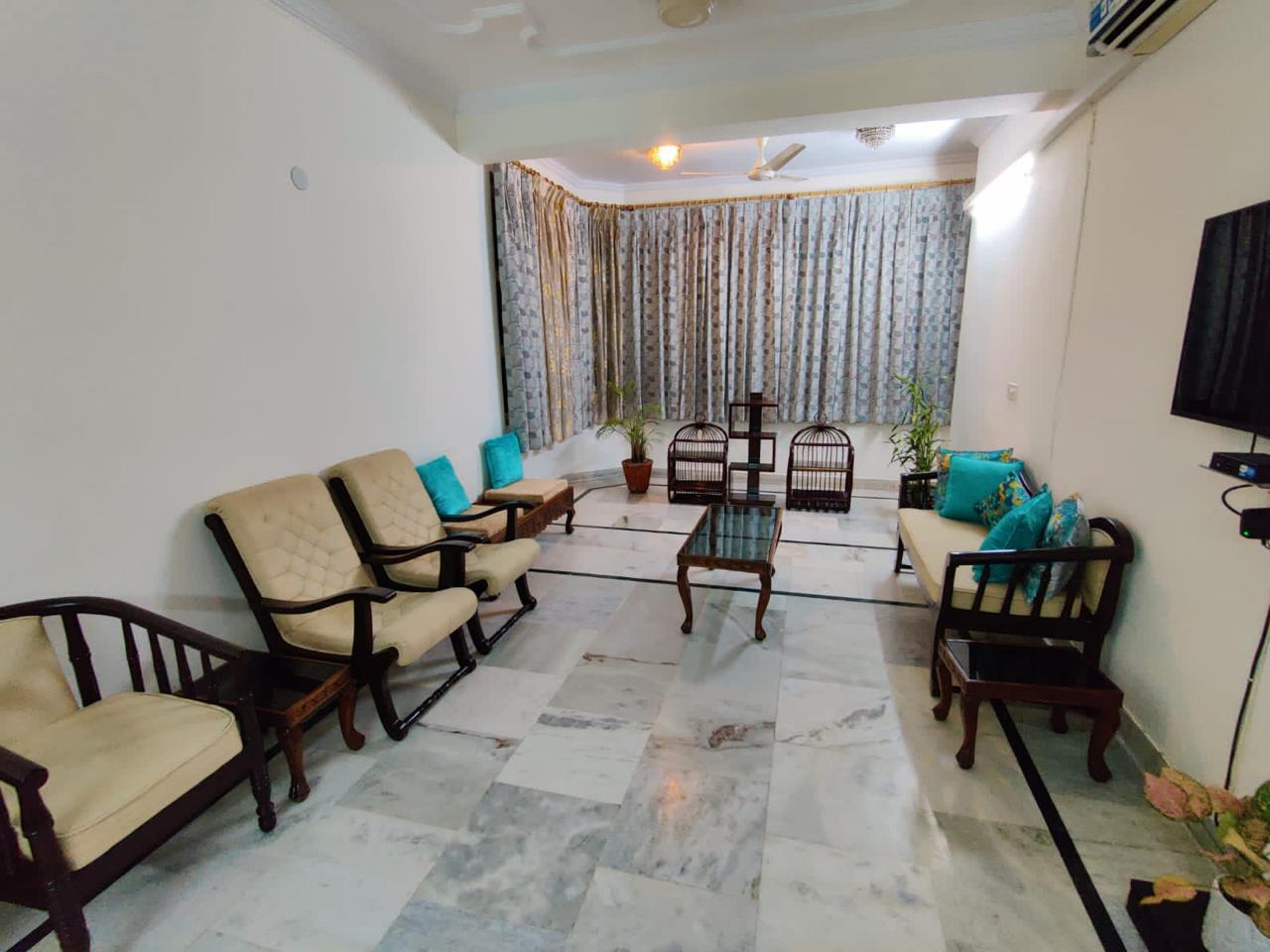3 BHK + Servant Room Apartment For Rent in Sector 10 Dwarka