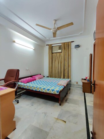 Bedroom in 3 BHK Apartment at Sector 10 Dwarka – for Rent