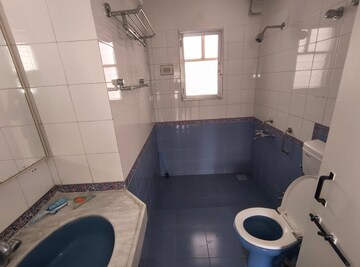 Bathroom in 3.5 BHK Apartment at Nirmiti Ragdari Apartments, Aundh – for Rent