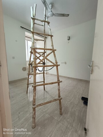 Staircase in 3 BHK Apartment at TDI Ourania, Sector 53 – for Rent