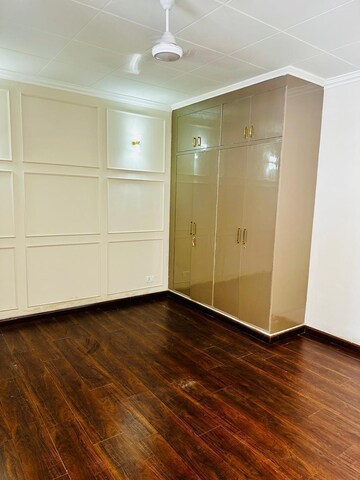 Room in 3 BHK Builder Floor at Greater Kailash I – for Sale