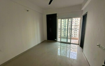 3 BHK Apartment For Rent in Vasu Fortune Residency Phase II, Raj Nagar Extension