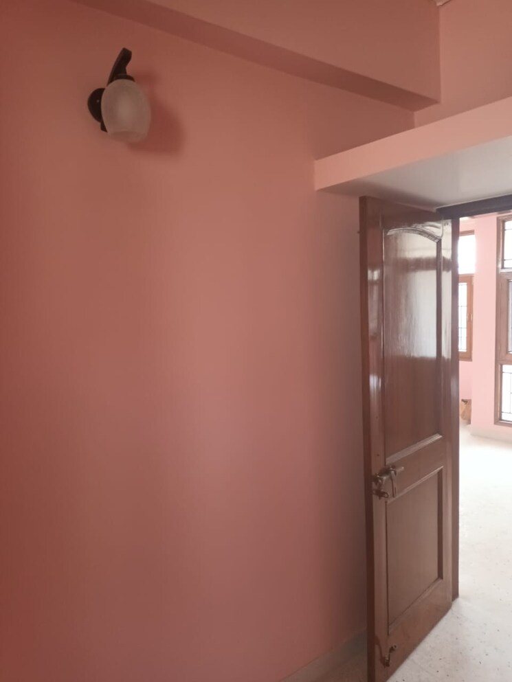 Room, sector 10 dwarka 4 Bedroom 2100 Sq.Ft. Apartment In Sector 10 Dwarka Delhi 8817709