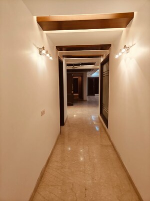 2 BHK Builder Floor For Sale in Dayanand Colony