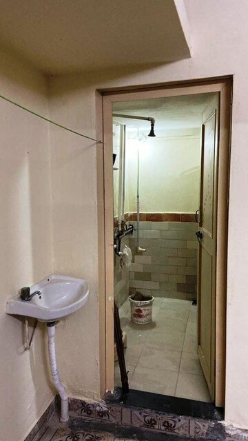 Bathroom in 1 RK Apartment at Mayur Colony – for Rent