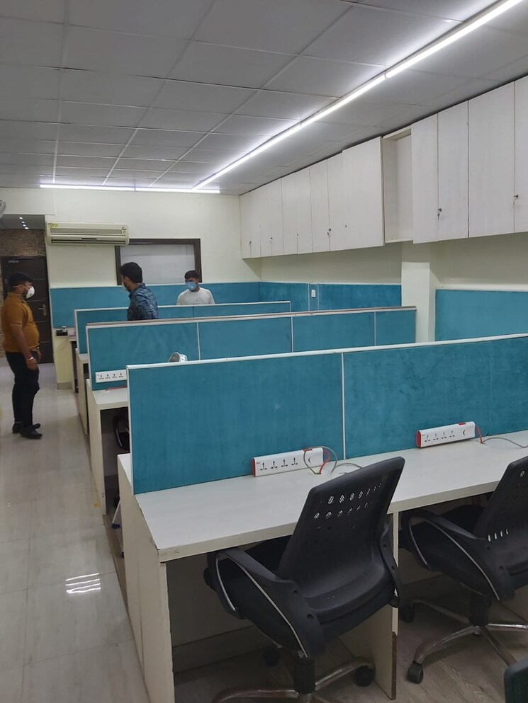 Team Area, janakpuri Commercial Office Space 1200 Sq.Ft. In Janakpuri Delhi 8817780